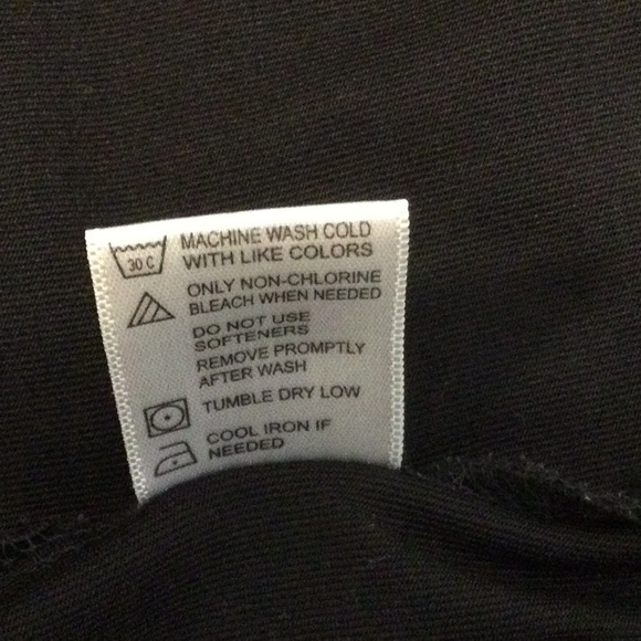 XS Bolle black newsprint tennis dress - Picture 16 of 16